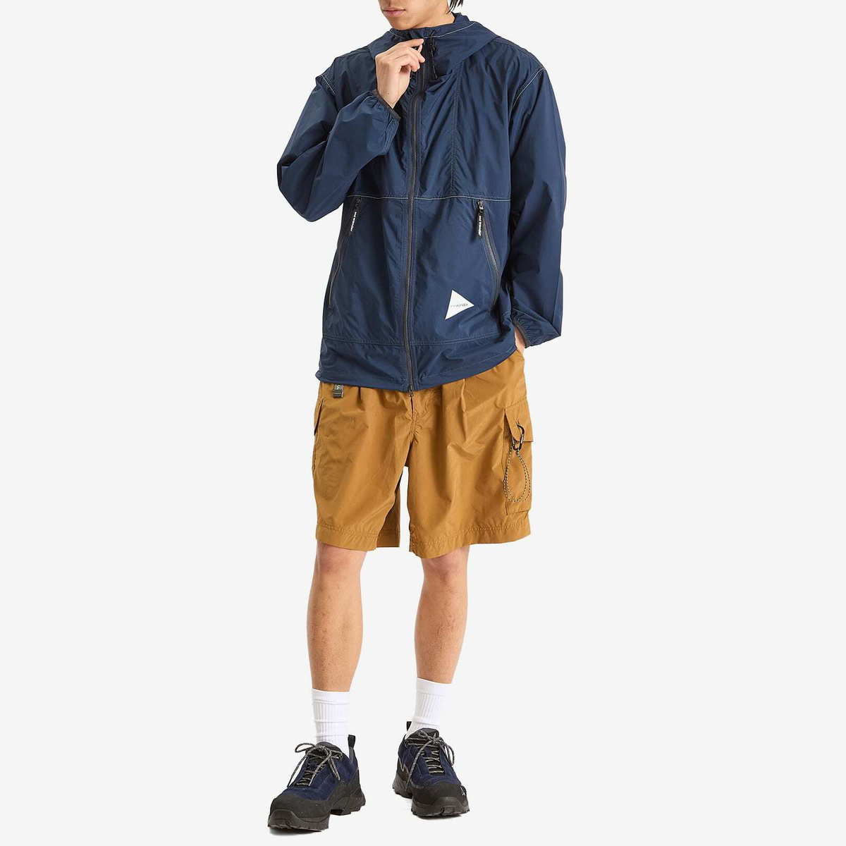 and wander Men's Pertex Wind Jacket in Navy and Wander