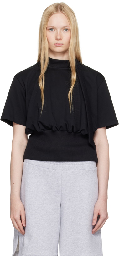 Photo: FIDAN NOVRUZOVA Black Cleo T-shirt