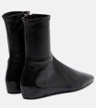 Herbert Levine All In All 30 leather ankle boots