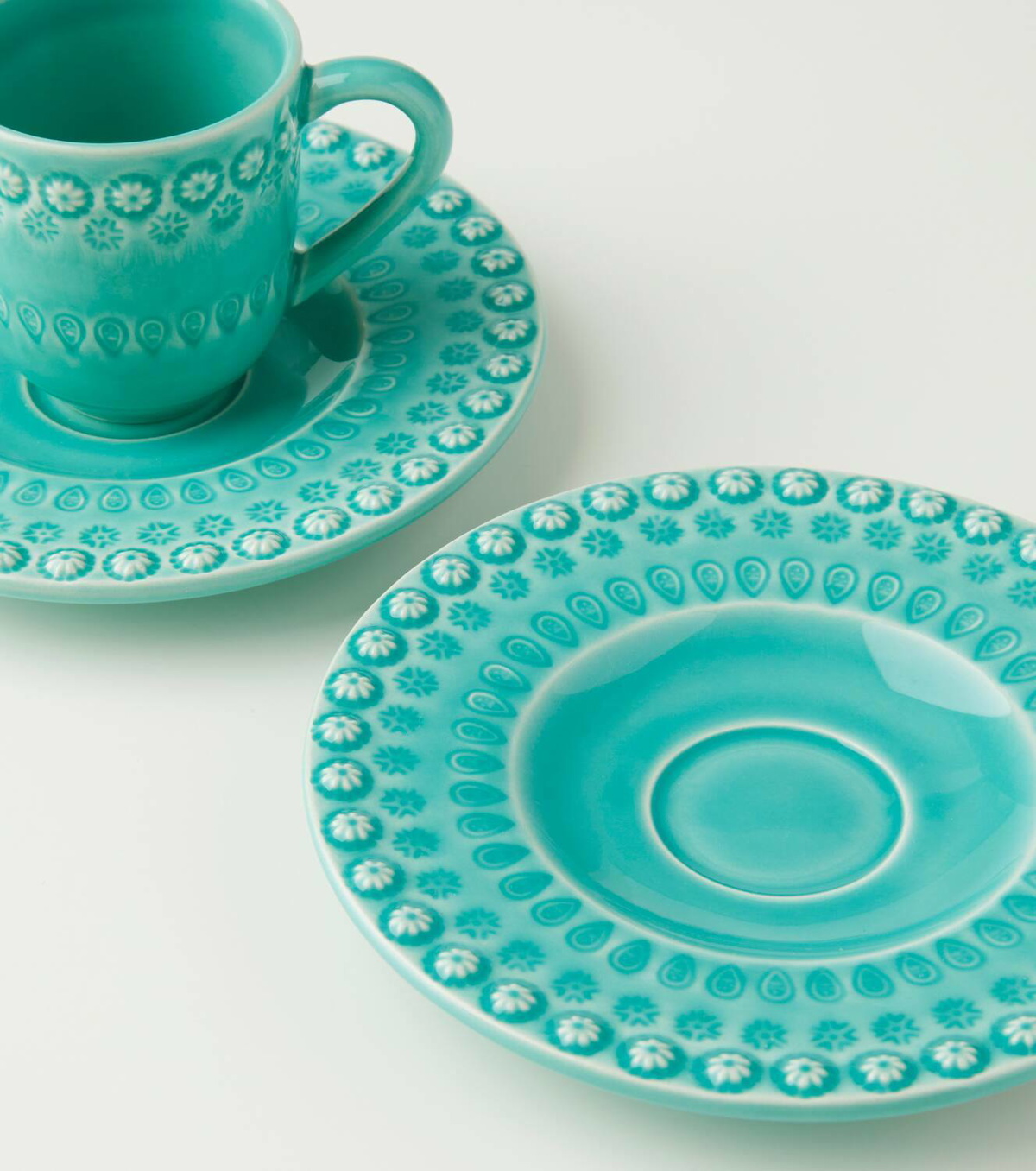 Bordallo Pinheiro Fantasia set of 4 espresso cups and saucers