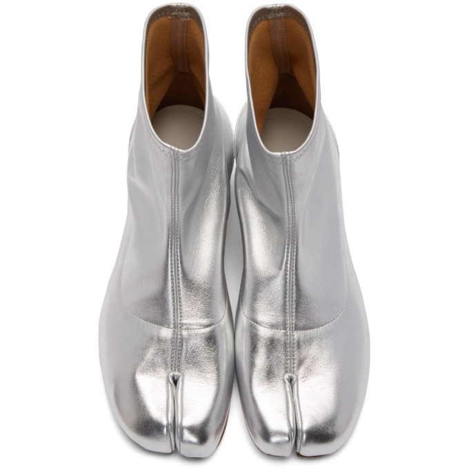 【関税＆送料込み】Maison Margiela Silver Tabi Leather Boot MAISON MARGIELA Tabi split-toe crinkled metallic patent