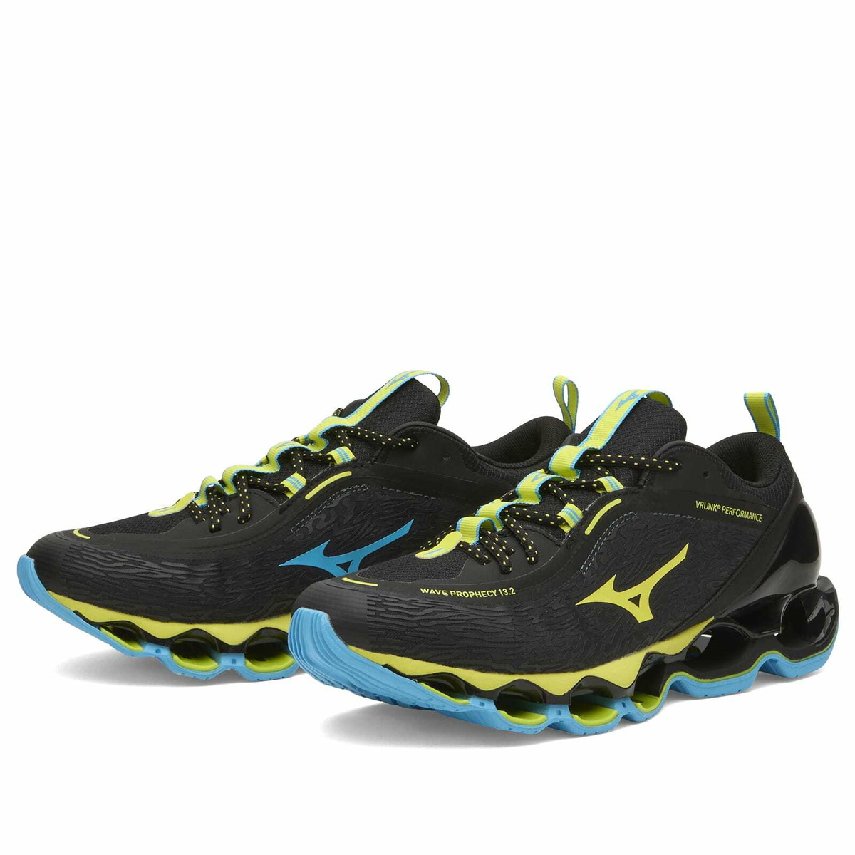 Mizuno Men's x VRUNK Wave Prophecy 13.2 Sneaker in Black/Swim Cap