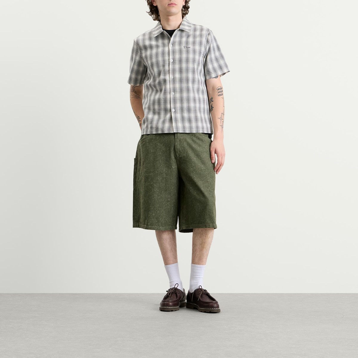 Dime Men's Plaid Short Sleeve Shirt in Grey