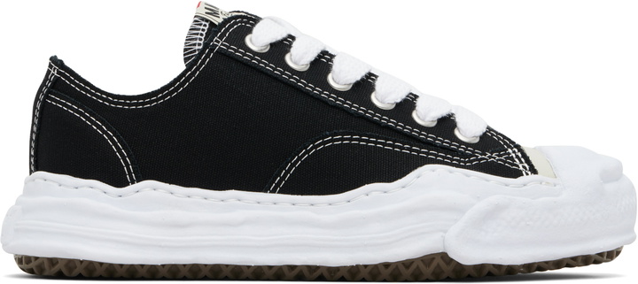 Photo: Maison MIHARA YASUHIRO Black 'Hank' OG Sole Canvas Low-Top Sneakers