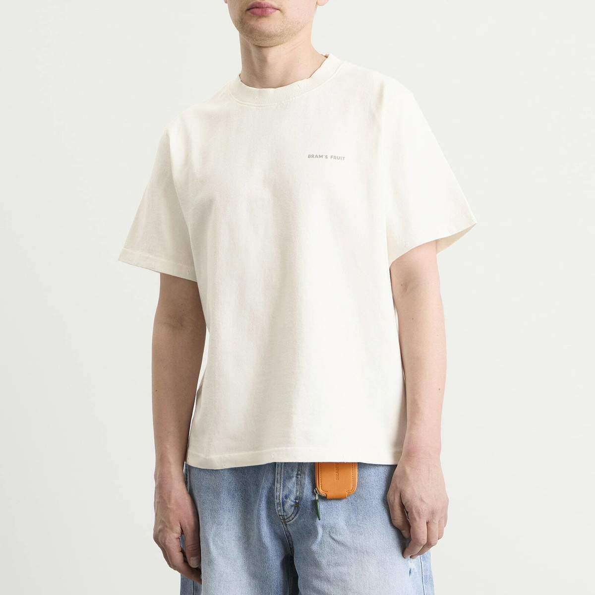 Bram's Fruit Men's Distressed Big Lemon Outline T-Shirt in White