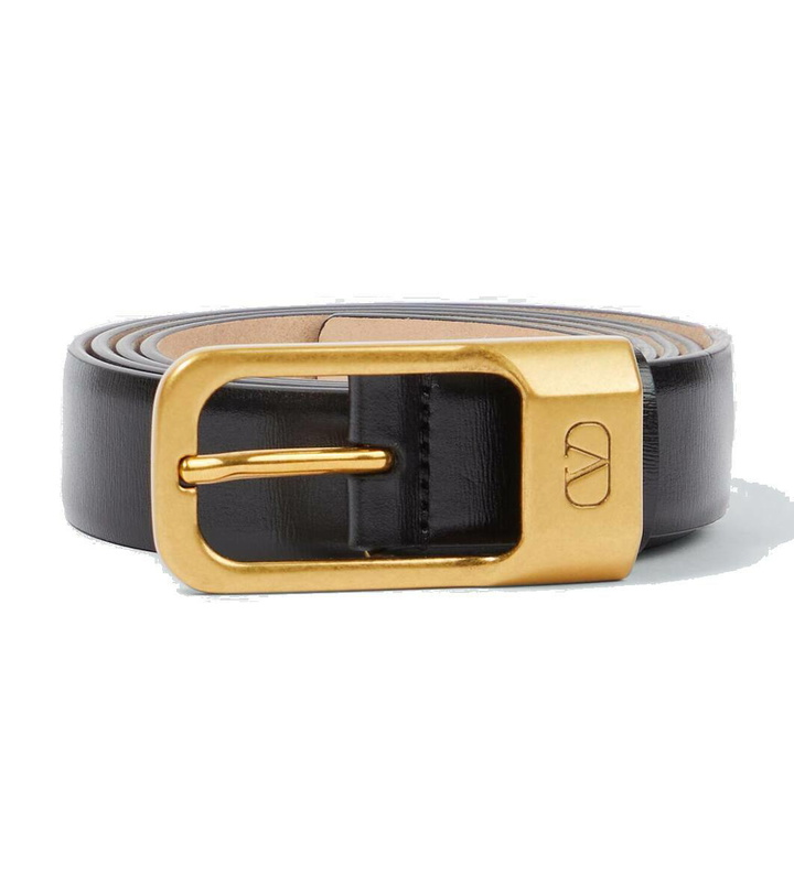 Photo: Valentino Garavani Leather belt