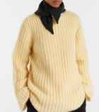 The Row Mentas cashmere scarf