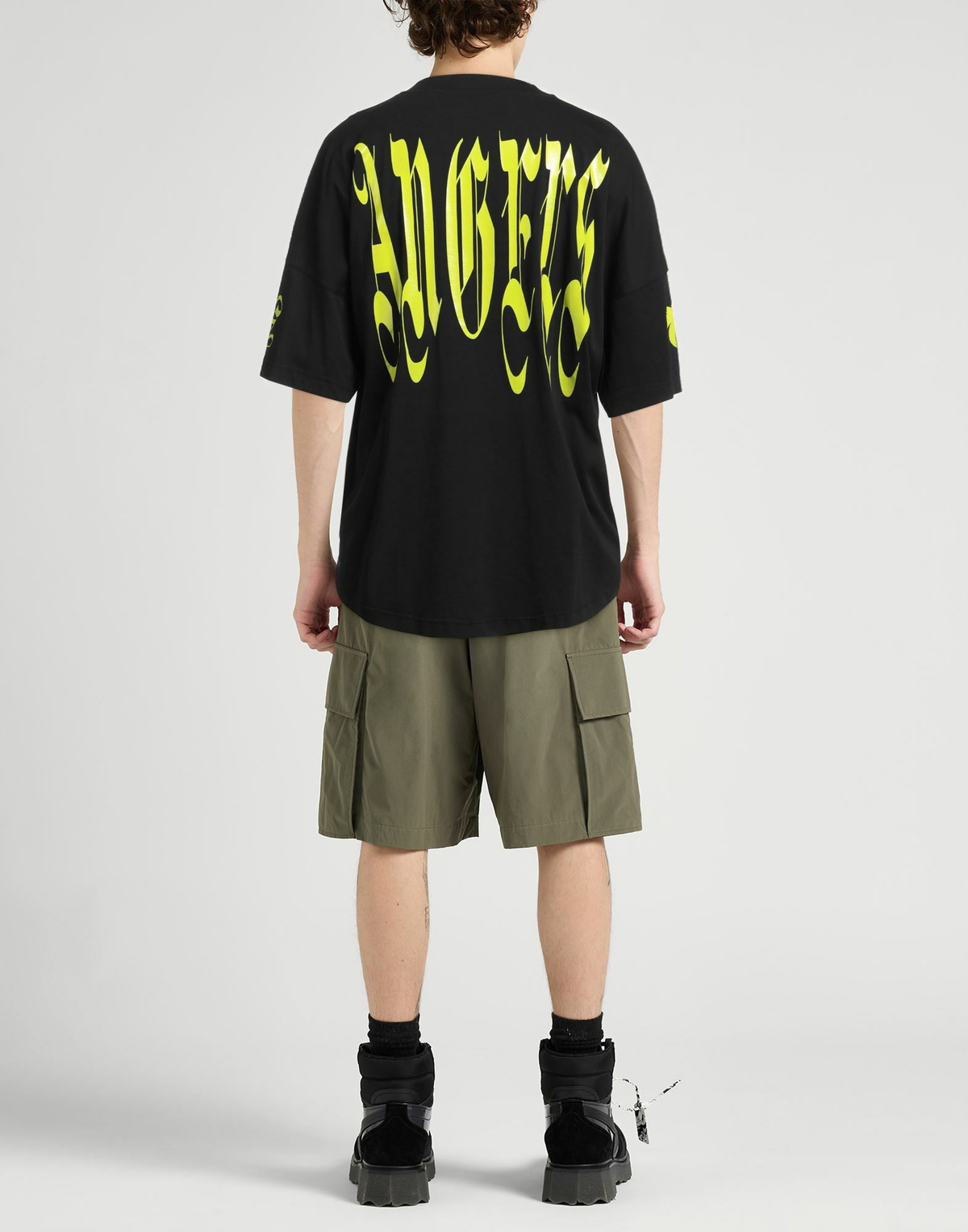 Palm Angels Mens T-shirt in Black