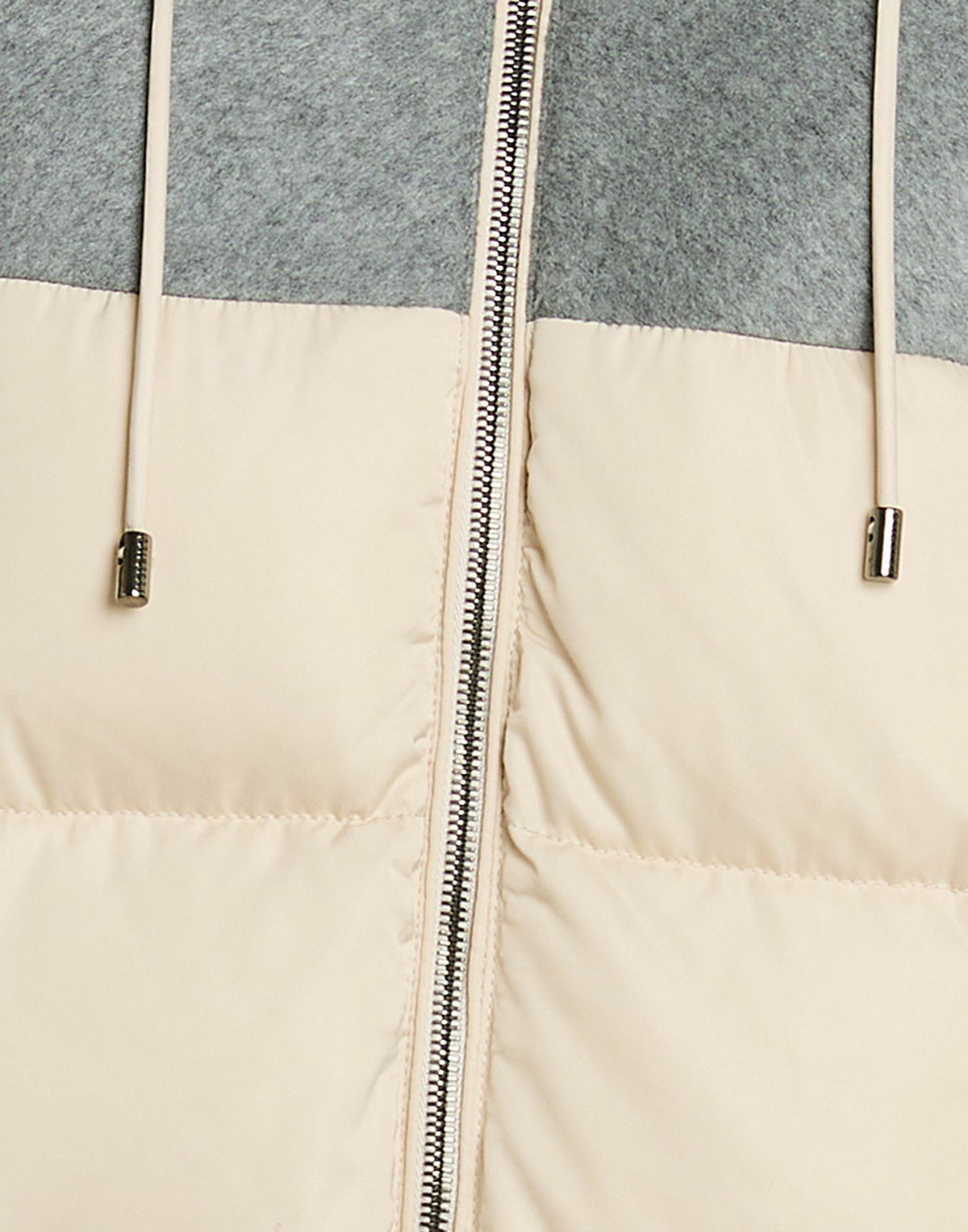 Peserico Womens Puffer in Beige