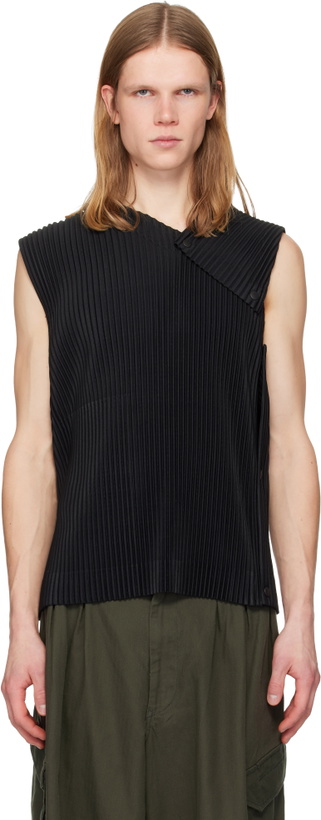 Photo: HOMME PLISSÉ ISSEY MIYAKE Black Stone Cloud Tank Top