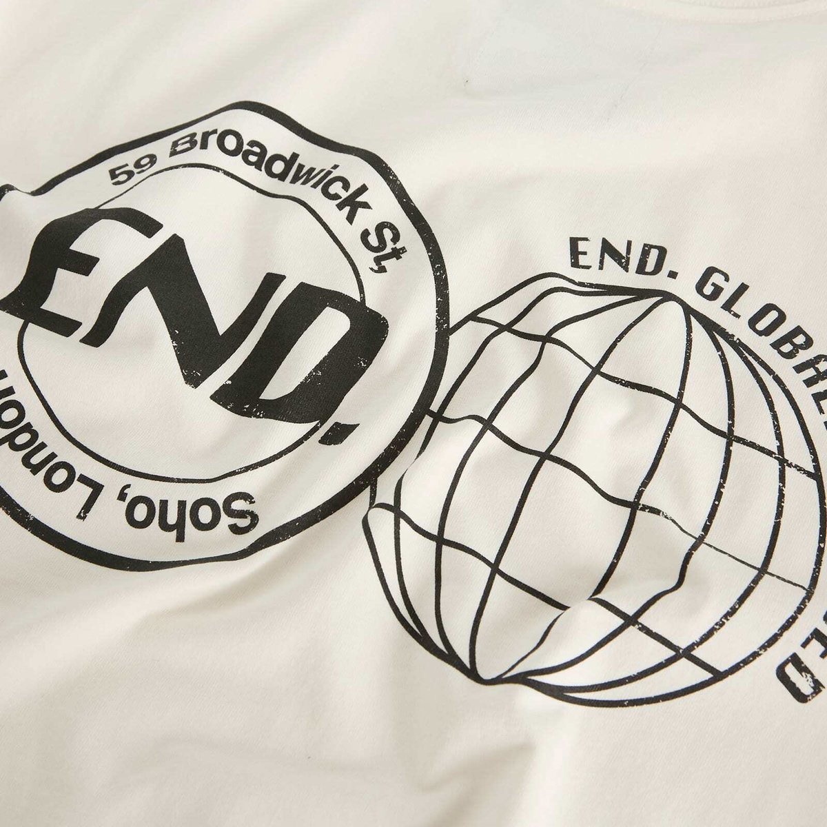 END. City Series 2.0 London T-Shirt in Ecru