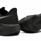 Asics Novablast 6 Sneaker in Black/Black