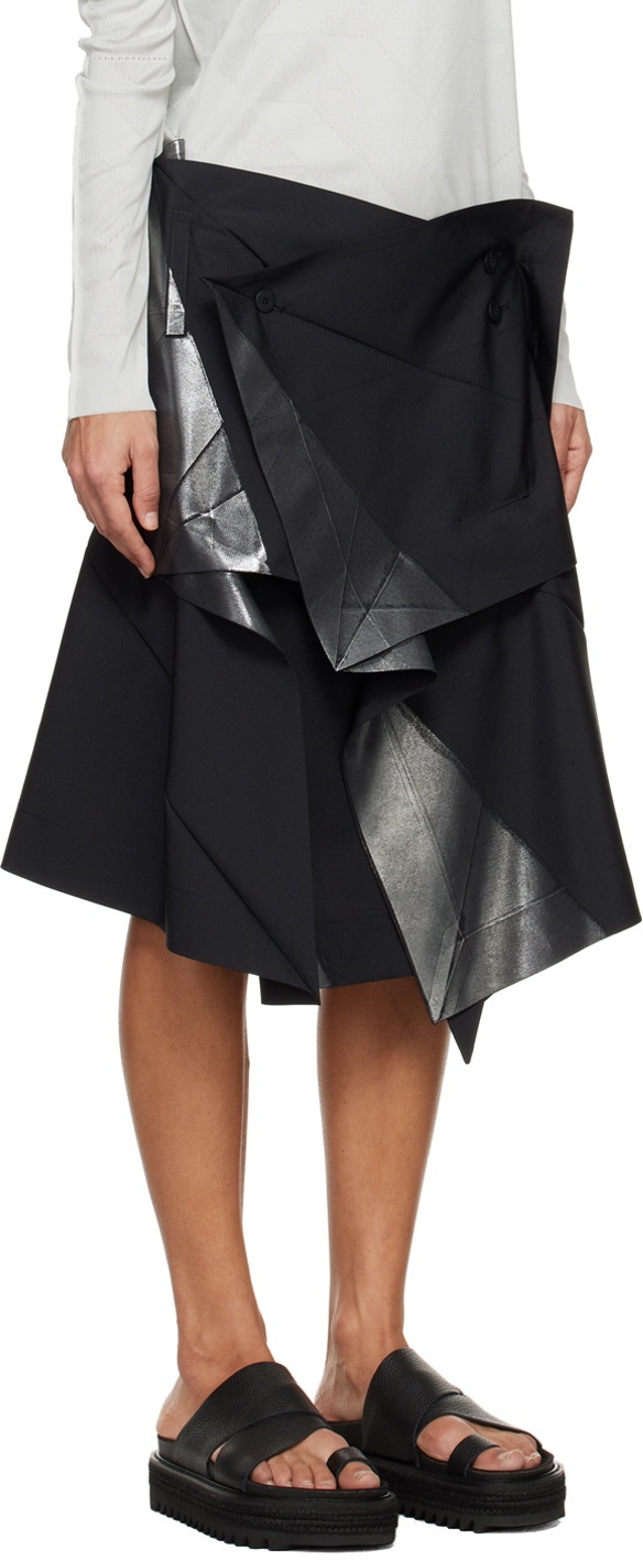 132 5. ISSEY MIYAKE Black Standard Midi Skirt