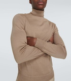 Tom Ford Cashmere and silk turtleneck sweater