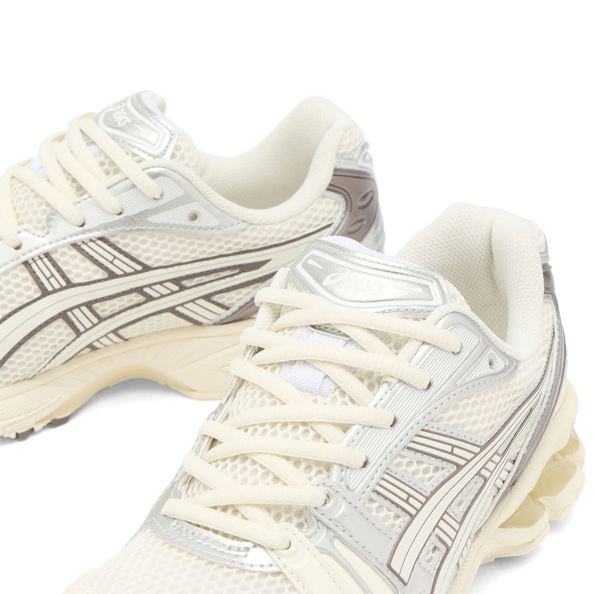 Asics Women's GEL-KAYANO 14 Sneaker in Cream/Cocoa Powder