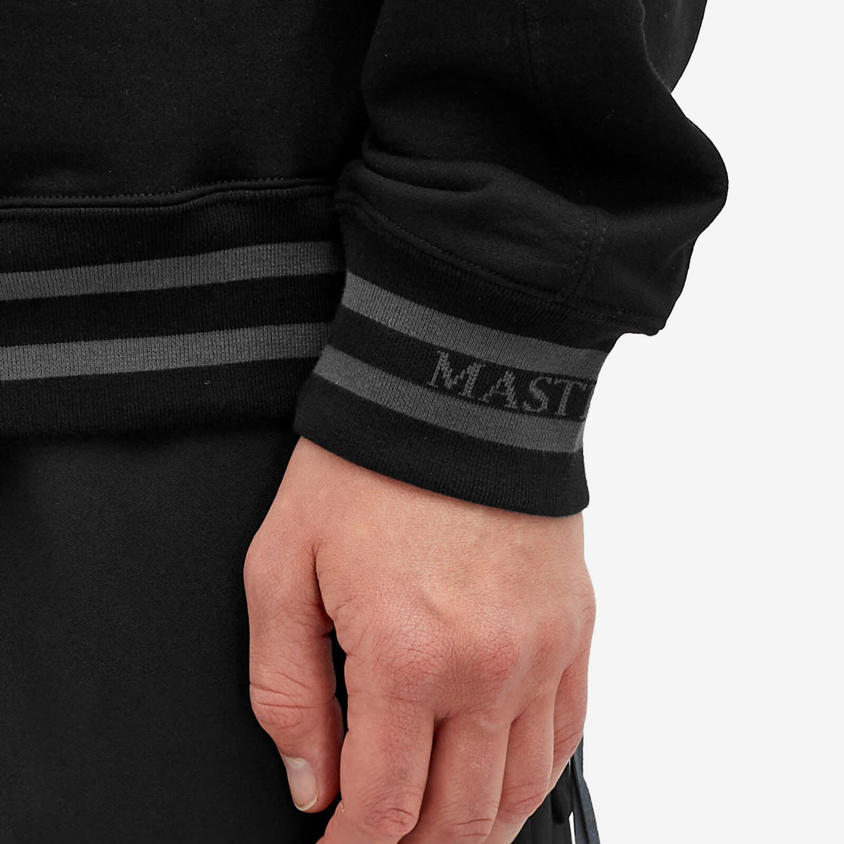 MASTERMIND WORLD Men's Souvenir Logo Crew Sweatshirt in Black
