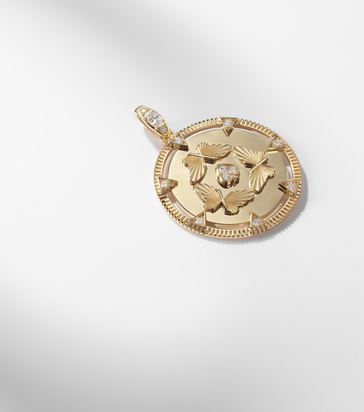 FoundRae Reverie Oversized 18k gold pendant with diamonds