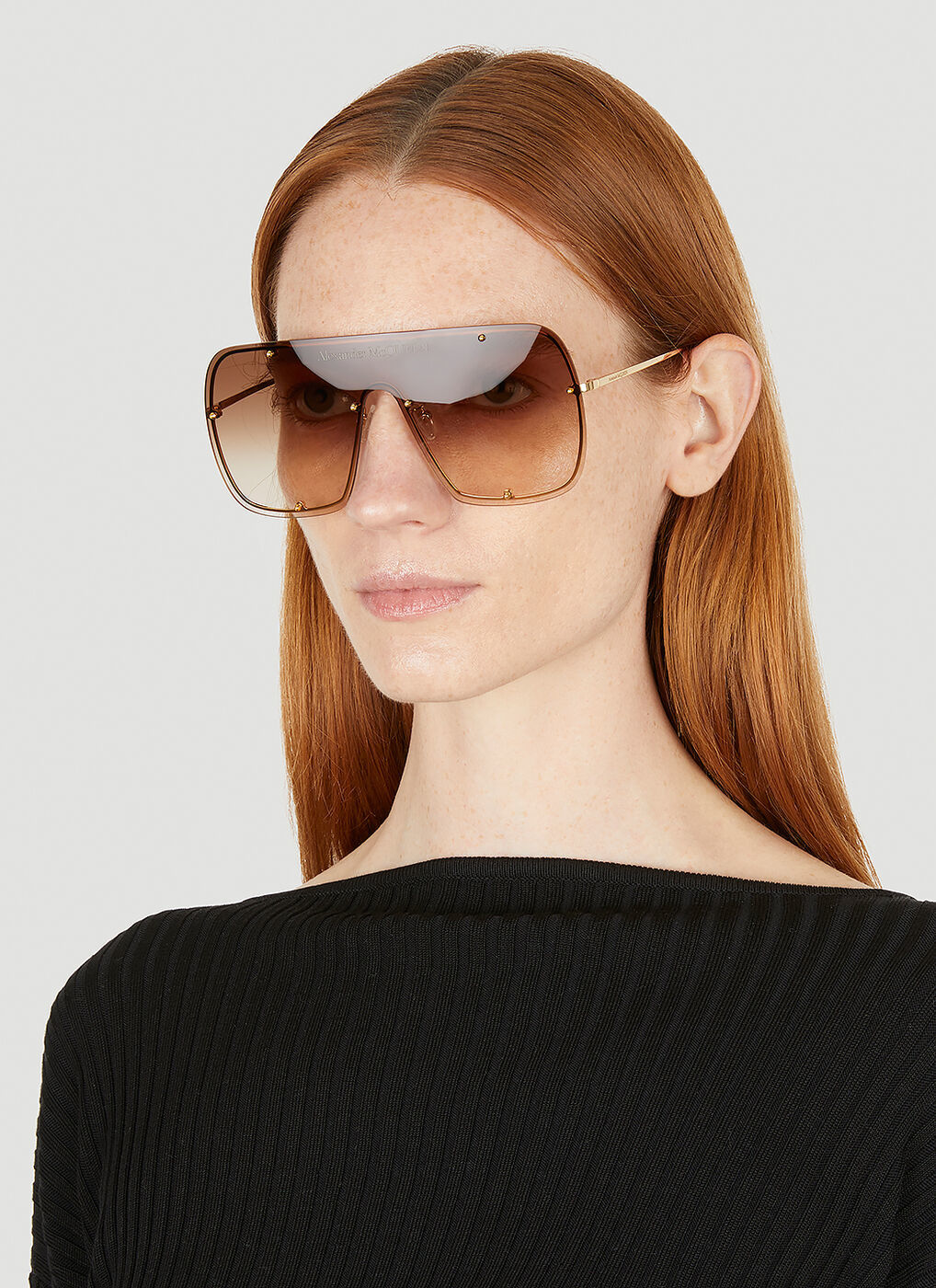 Alexander mcqueen oversized hot sale sunglasses