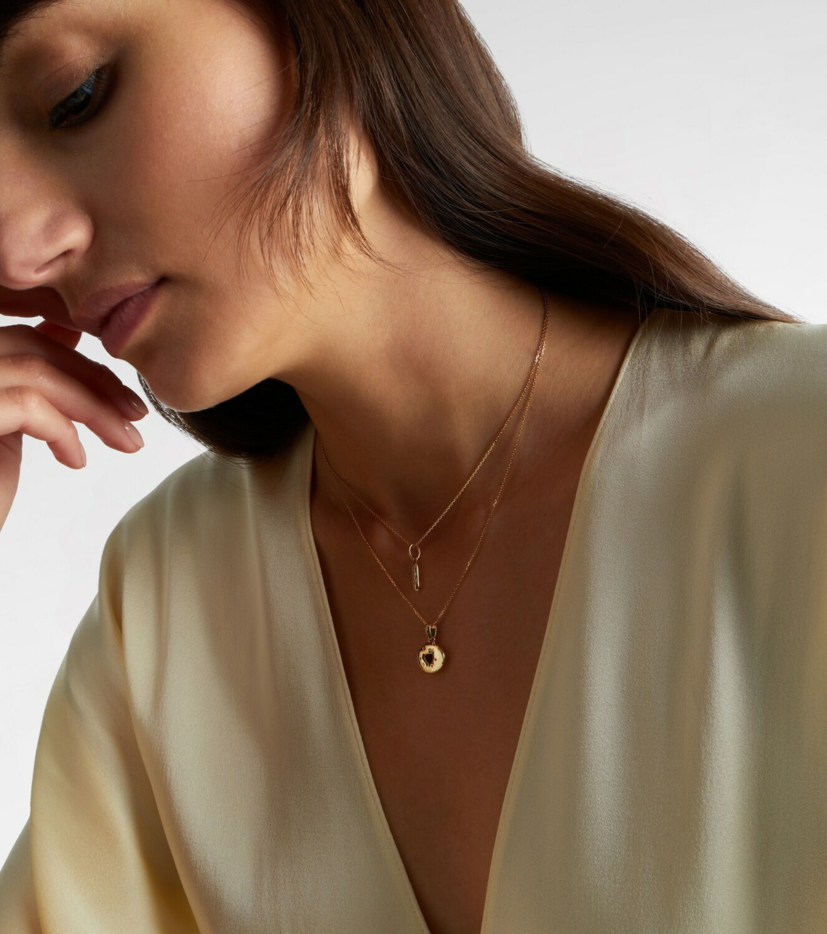 Stone and Strand Bagel Brunch 14kt gold pendant necklace with diamonds
