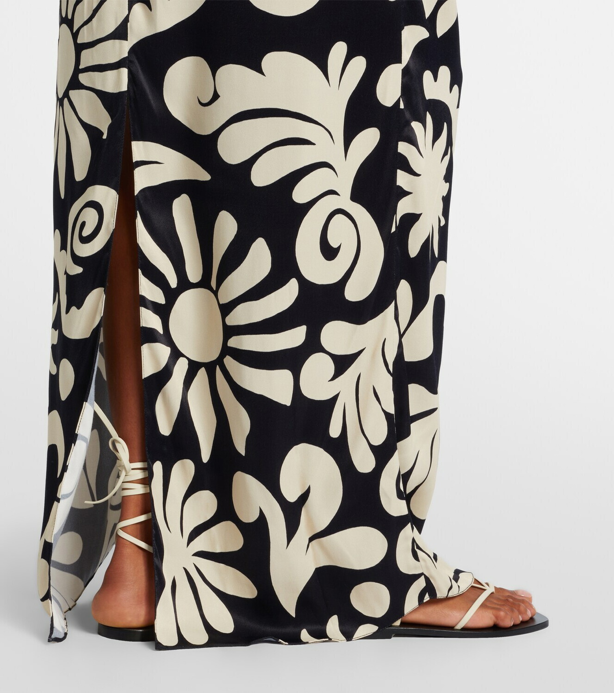 Cala de la Cruz Oliviera printed halterneck maxi dress