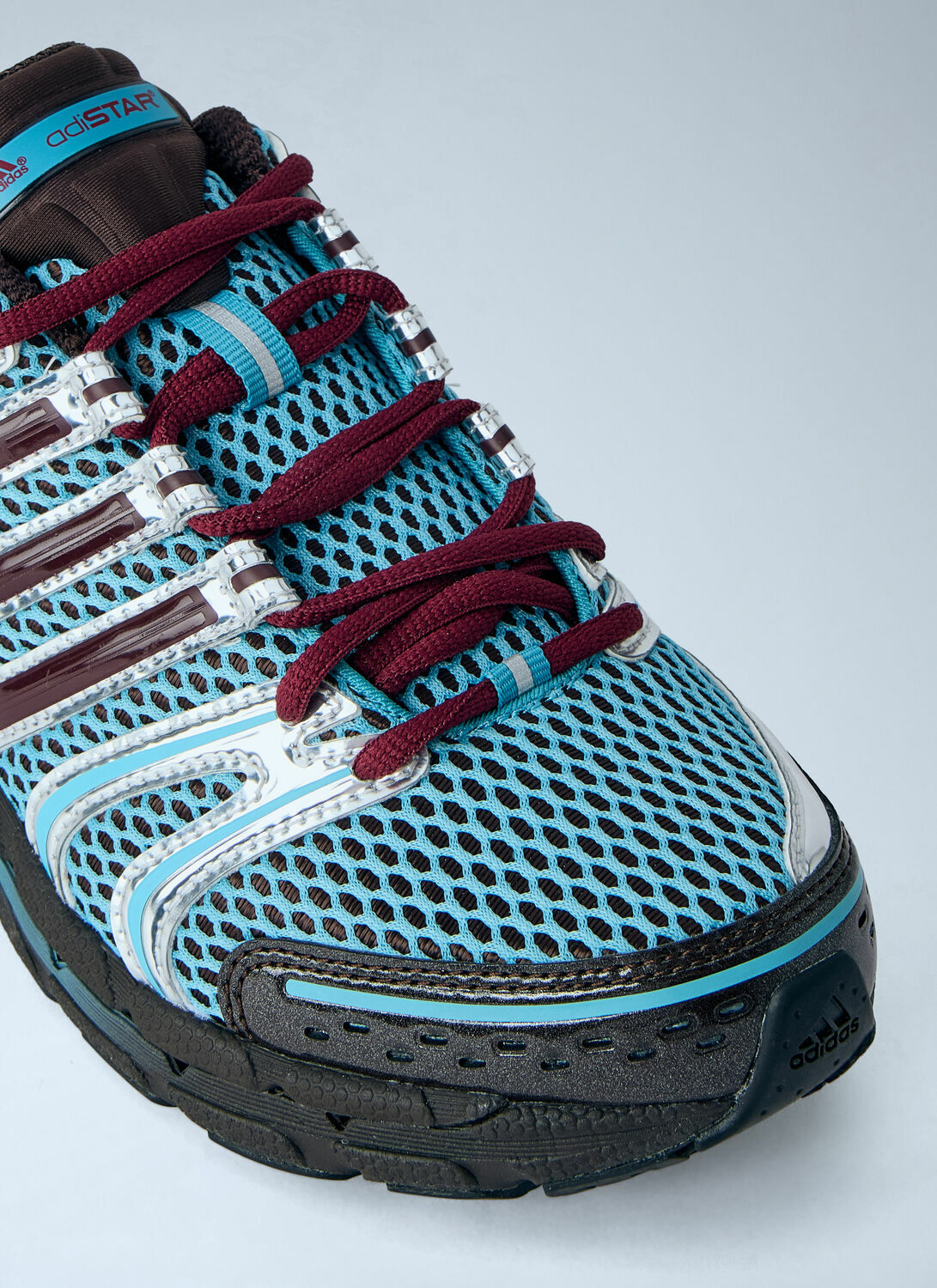 adidas Adistar Control 5 Sneakers