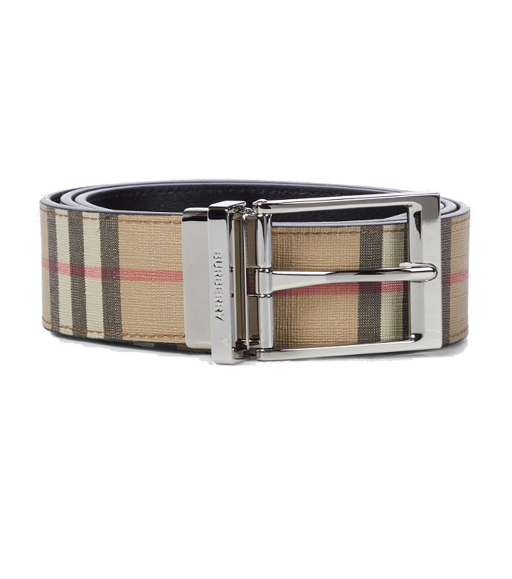 Photo: Burberry - Reversible leather belt