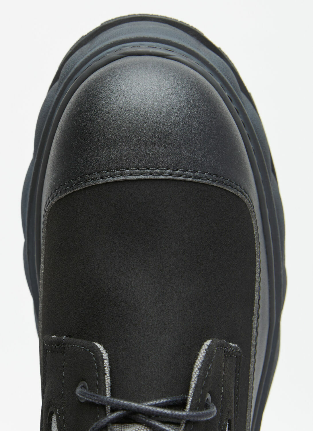 Virón Venture Shadow Boots