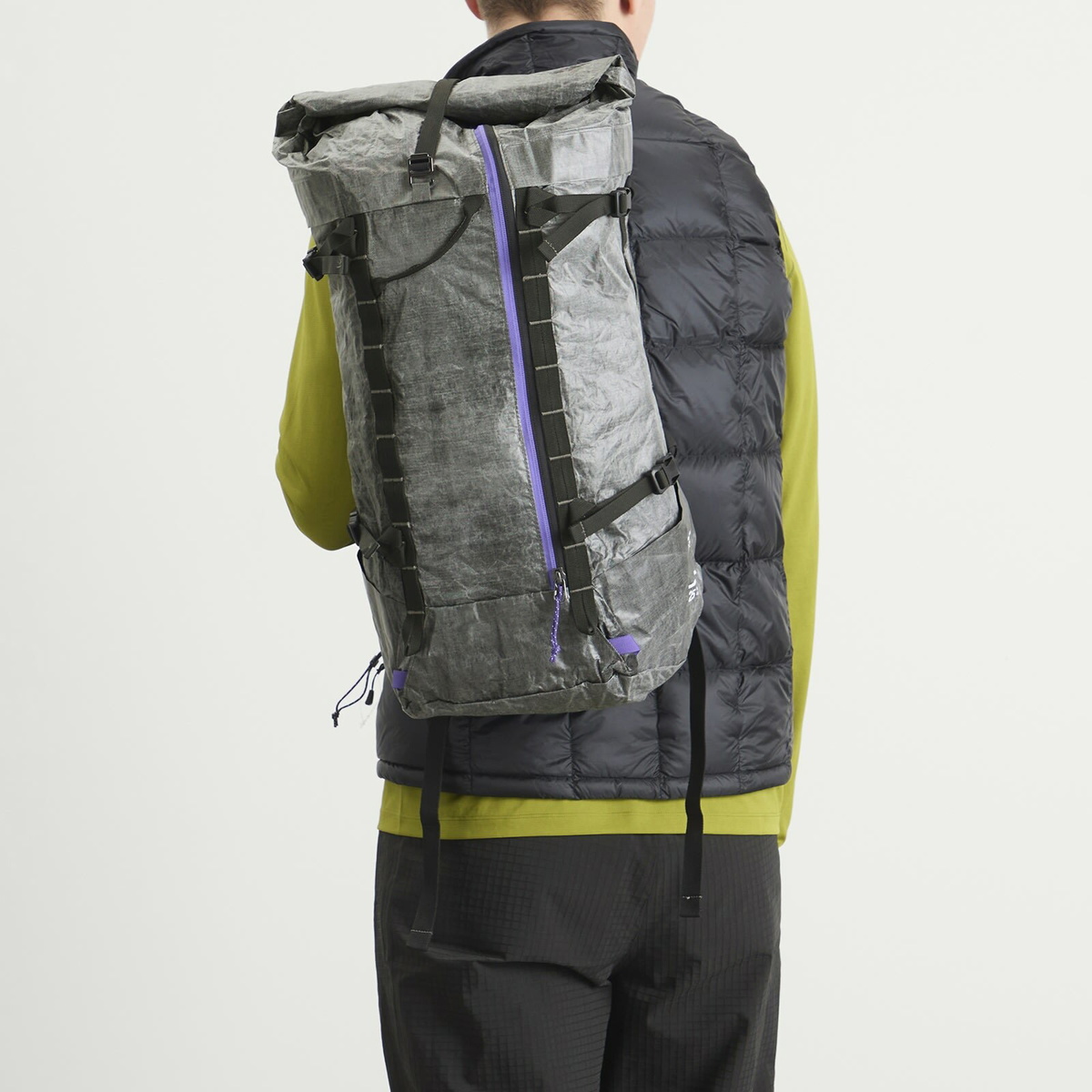 Db Journey Weigh Lighter Backpack 25L in Weigh Darker 