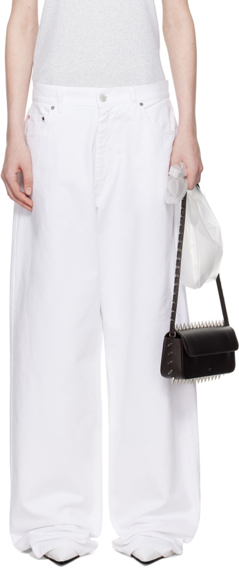 Photo: ABRA White Body Jeans
