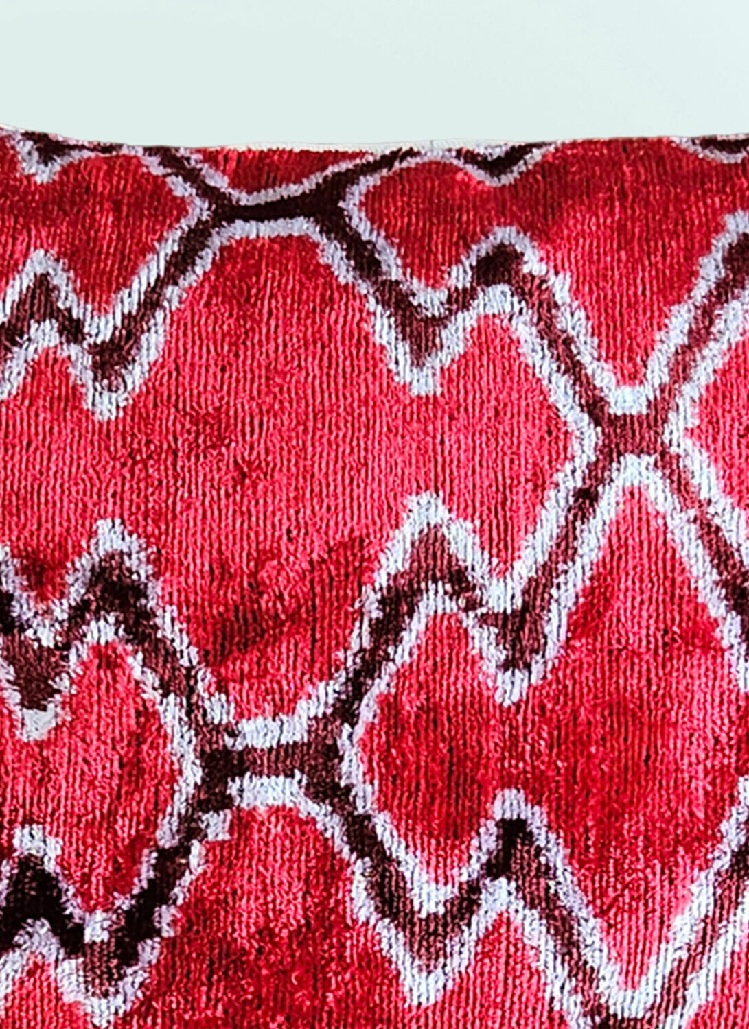 Les-Ottomans Velvet Cushion