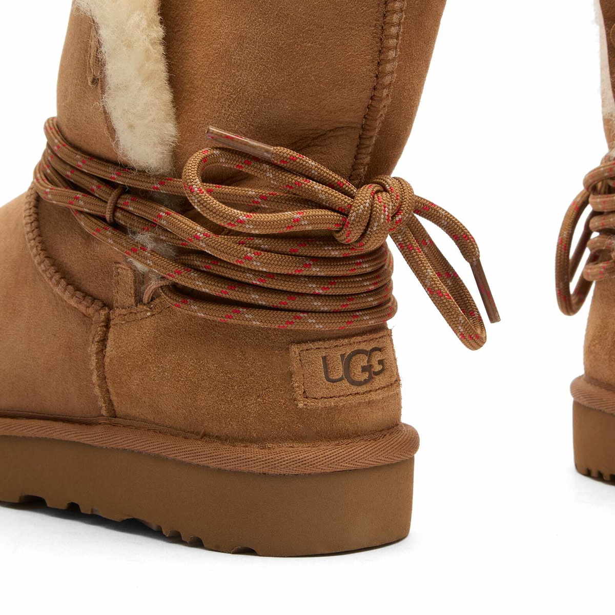 UGG Women's Bailey Ankle Boot in Chestnut