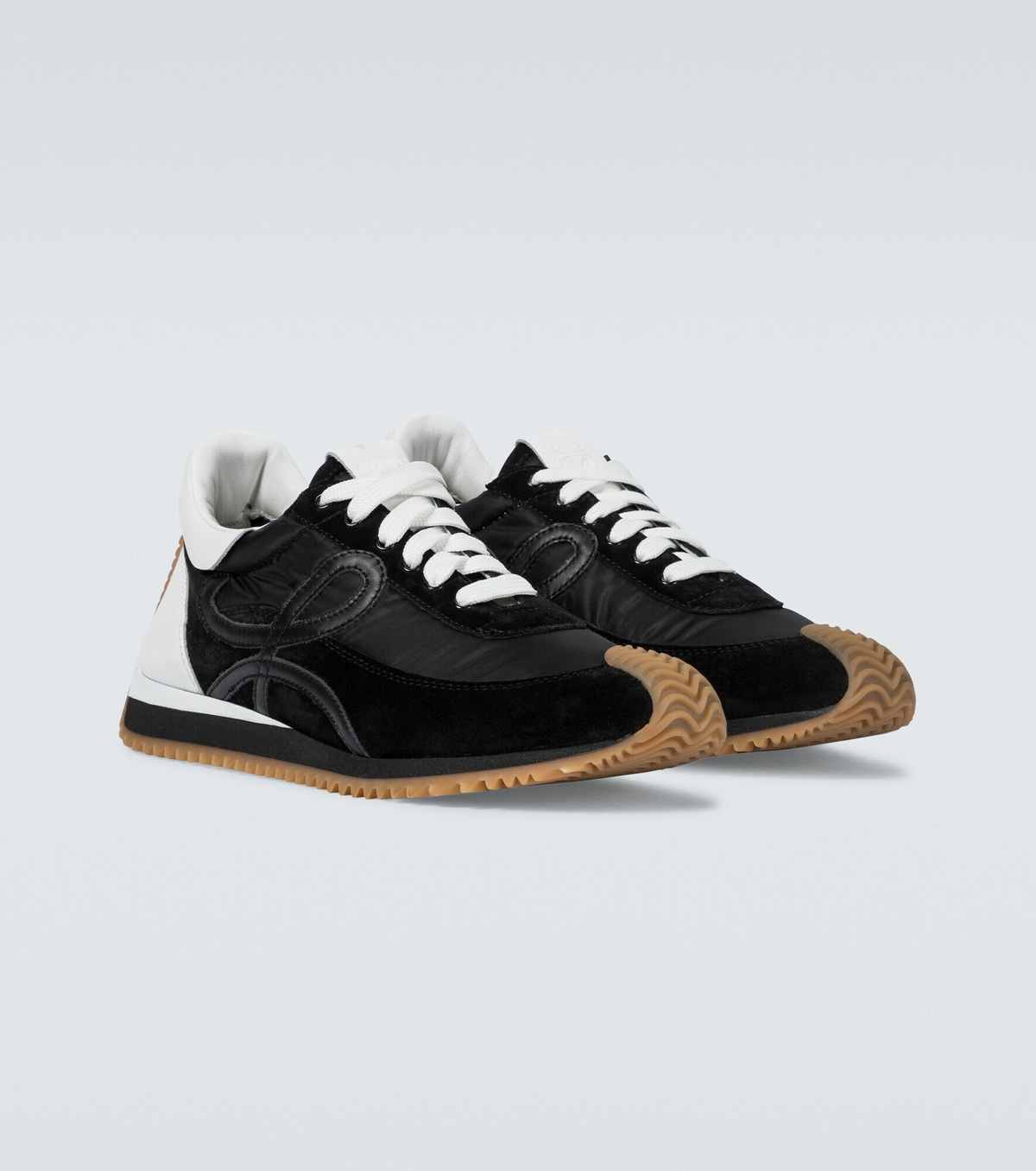 【未使用級】 LOEWE FLOW RUNNER SNEAKERS スニーカー黒 Loewe - Flow Runner Black & White Sneaker | Mitchell Stores