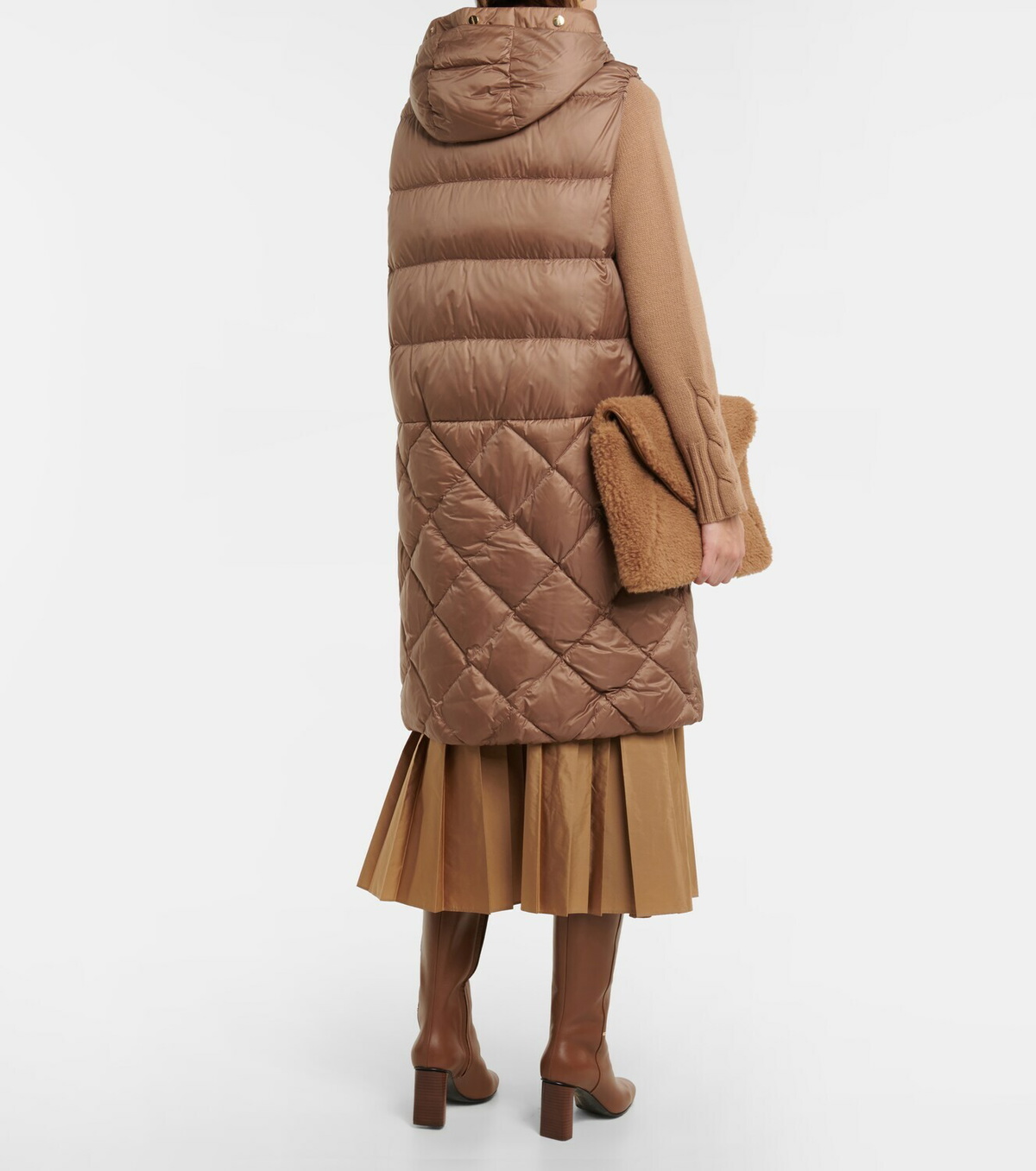 ベスト・ジレ Max Mara Caramel shearling Effige sleeveless coat 1281015106003-w-bergamo.jpg