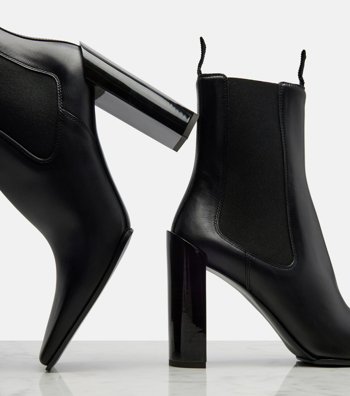 Alaïa 90 leather Chelsea boots