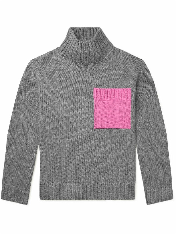 Photo: JW Anderson - Two-Tone Knitted Turtleneck Sweater - Gray