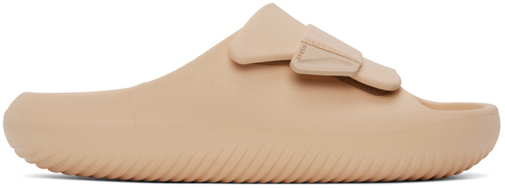 Photo: Crocs Beige Mellow Luxe Recovery Slides