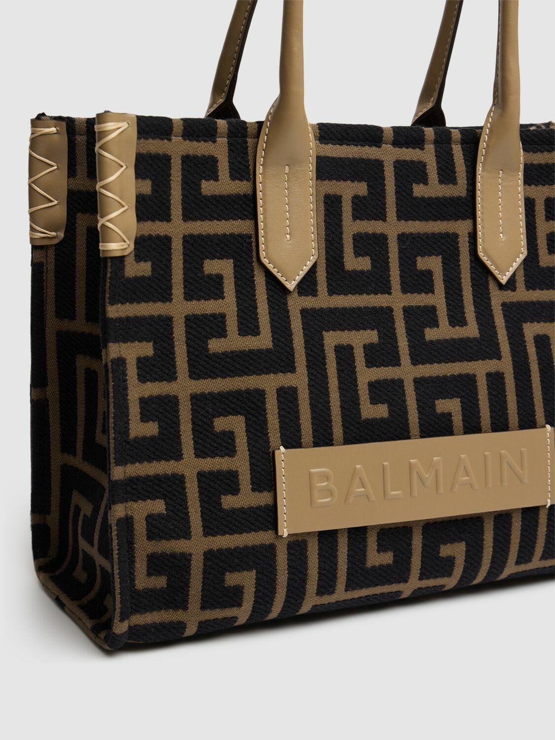 Balmain☆VIP価格 B アーミー 36 ショッパーバッグ 0400021308055_KHAKIBLACK?wid=