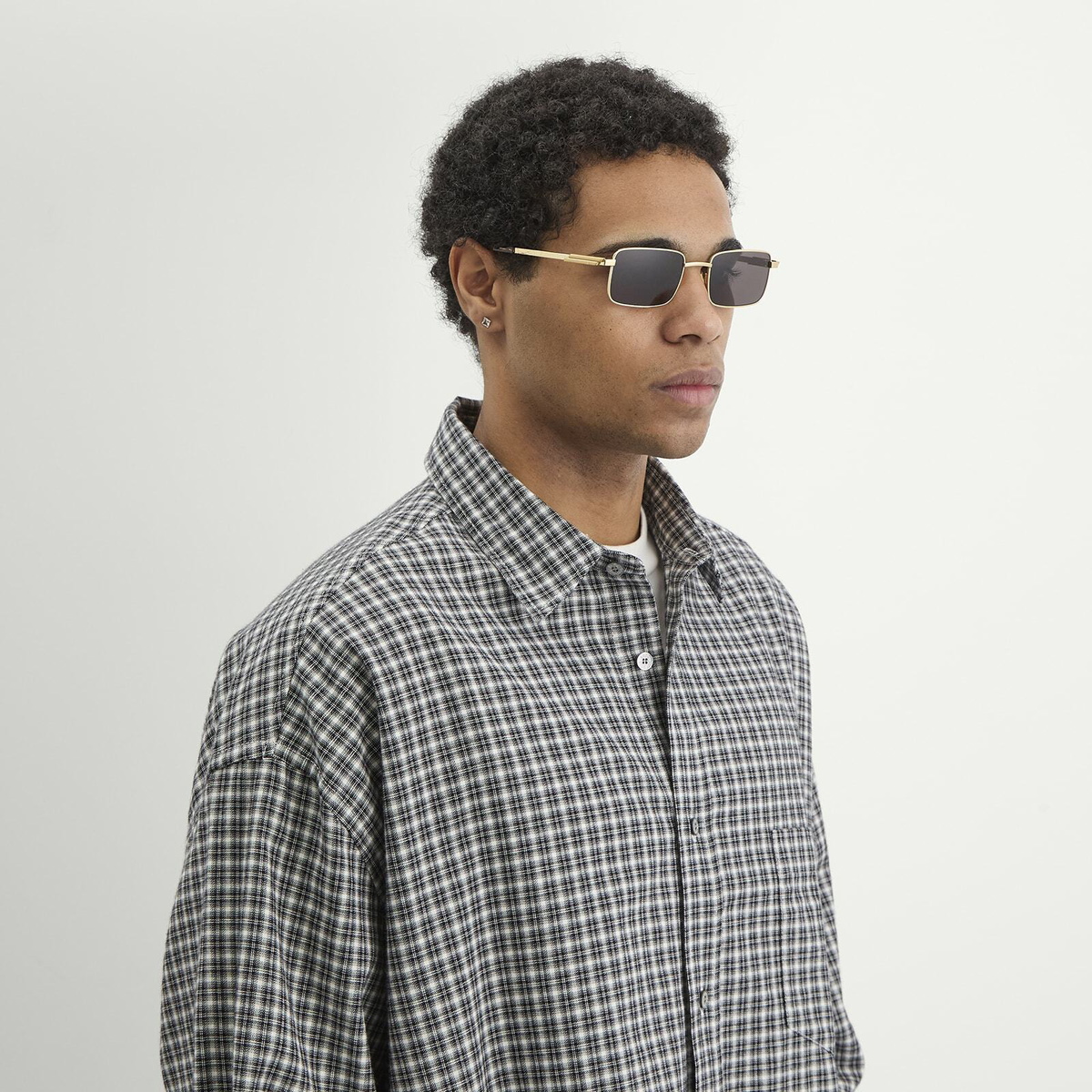 Bottega Veneta Eyewear Bottega Veneta BV1469S Sunglasses in Gold/Grey 
