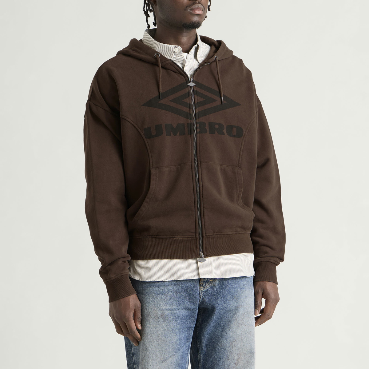 Umbro Men's Washed Zip Through Hoodie in Demitasse/Black