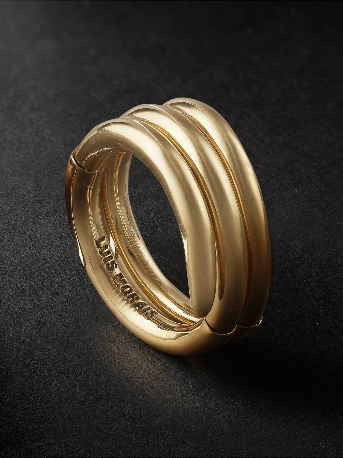 Photo: Luis Morais - Serpentine Gold Ring - Gold