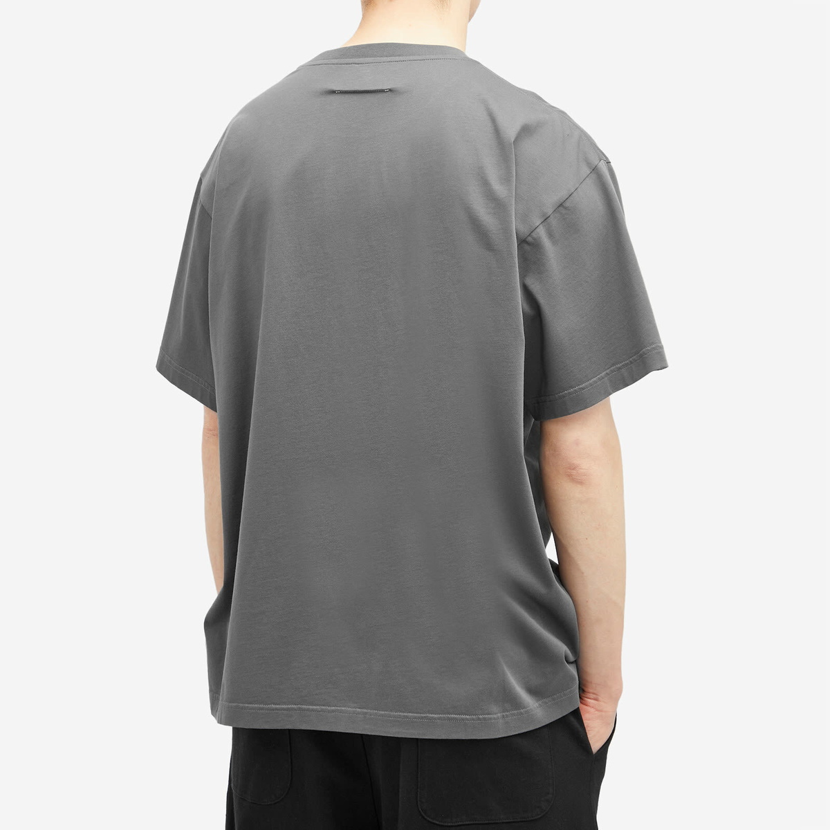 MM6 Maison Margiela Men's Split Number Logo T-Shirt in Grey