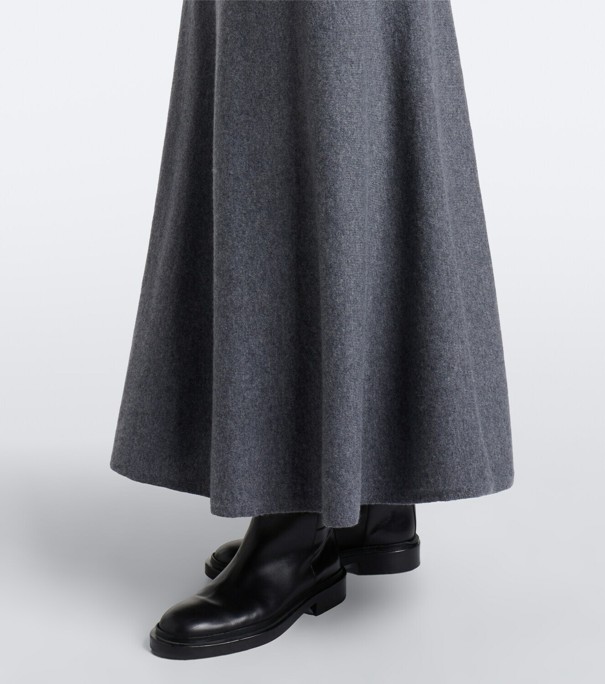 Lisa Yang Torie cashmere midi skirt