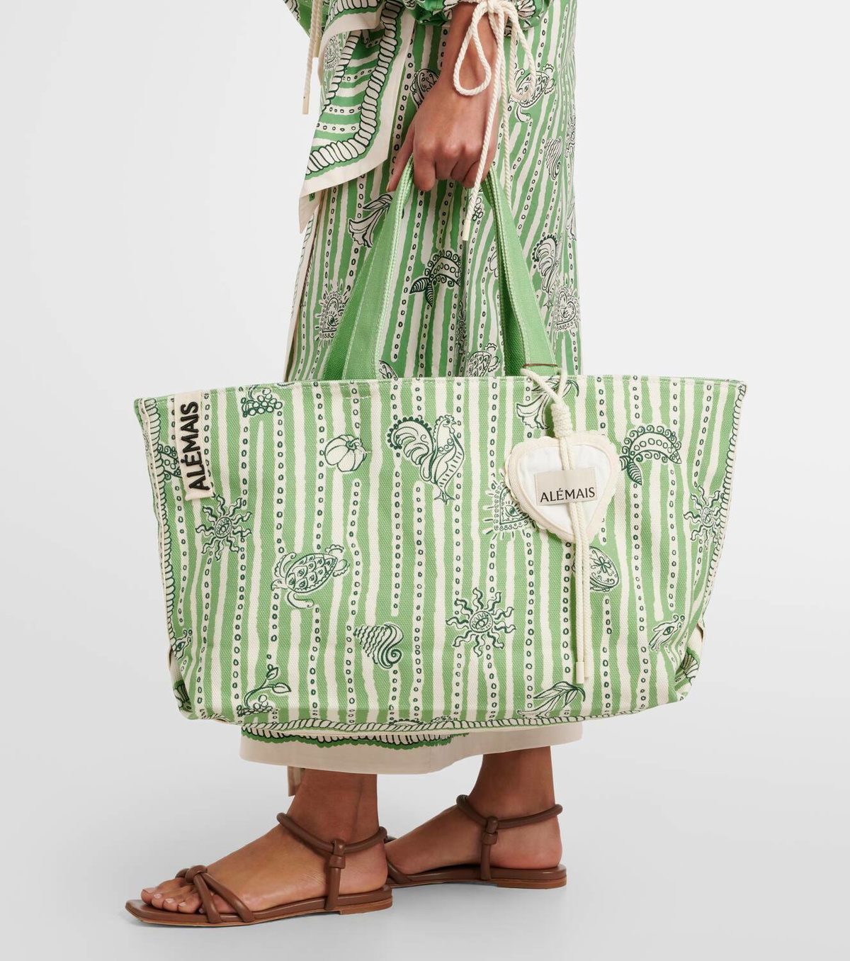 Alemais ルラ ラージプリントキャンバストートバッグ ALÉMAIS Lula Large Printed Canvas Tote Bag in Green | endource