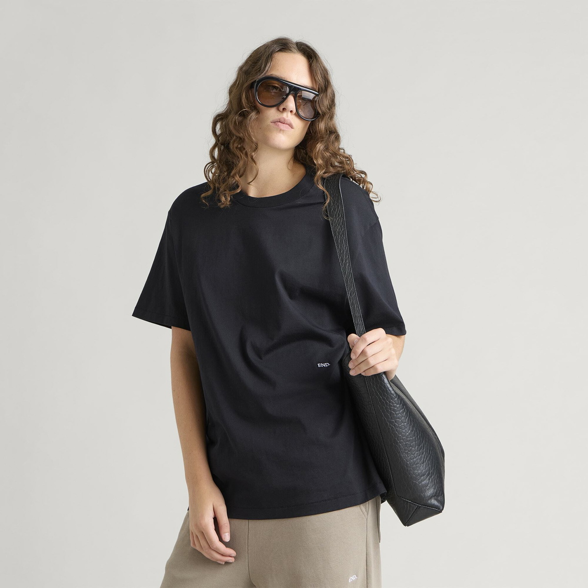 END. Signature T-shirt in Black