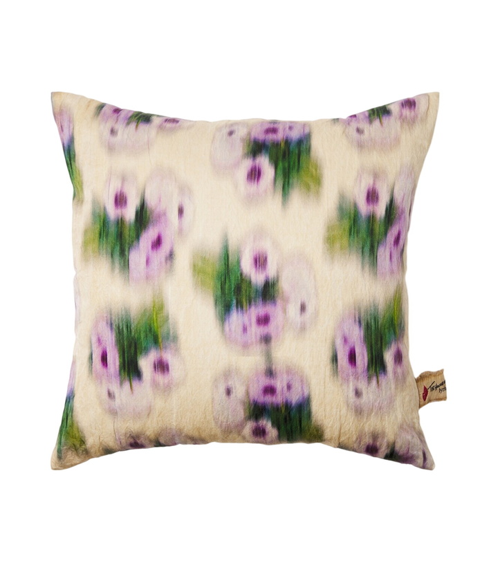 Photo: The House of Lyria Ottilia cushion
