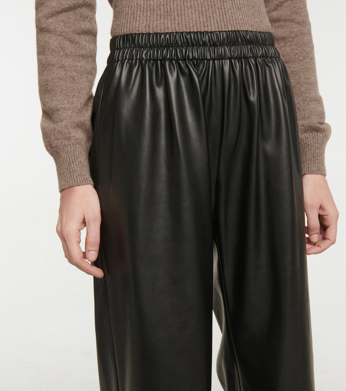Deveaux New York - Faux leather pants