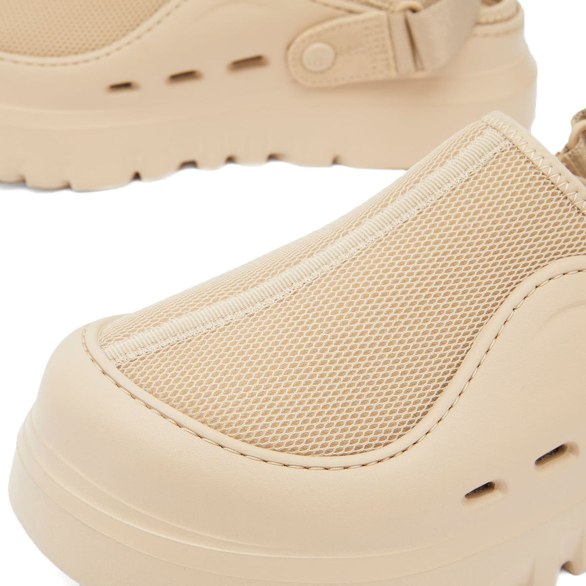 UGG Men's Peakmod Sandal in Dark Sand