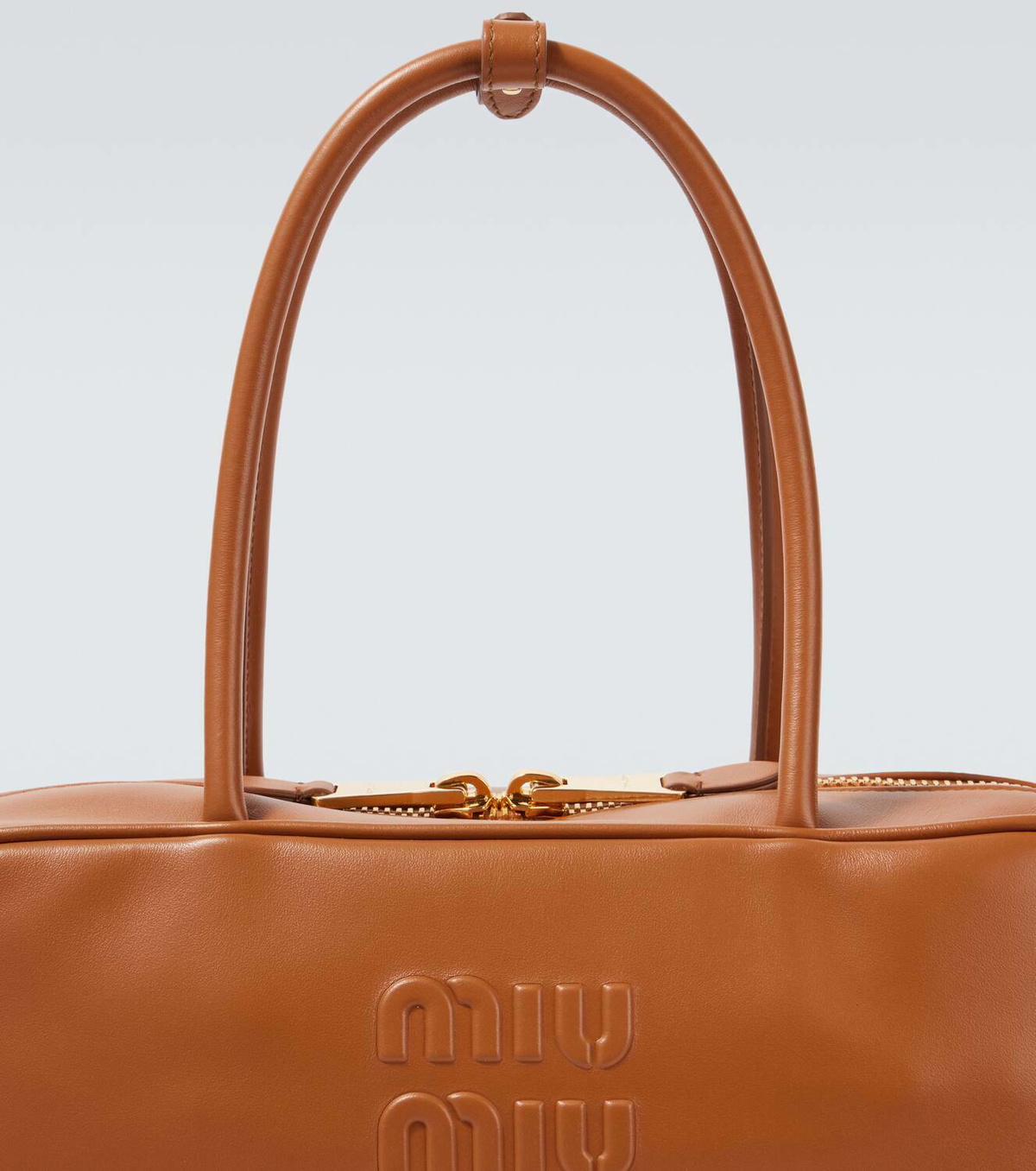 【上質なレザー】MIUMIU Beauレザーバッグ Large Miu Miu Beau レザーバッグ | ブラック | FARFETCH JP