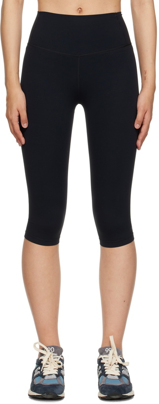 Photo: Splits59 Black Airweight Capri Leggings