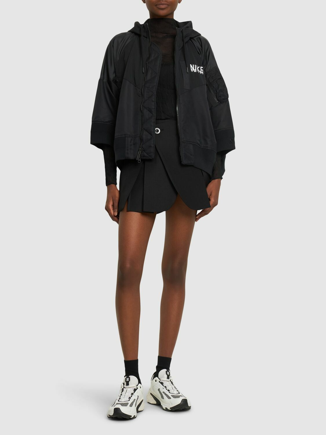 エンモーNIKE sacai Full Zip Parker Nike x Sacai Womens Full Zip Hooded Jacket Black - FW22 - US